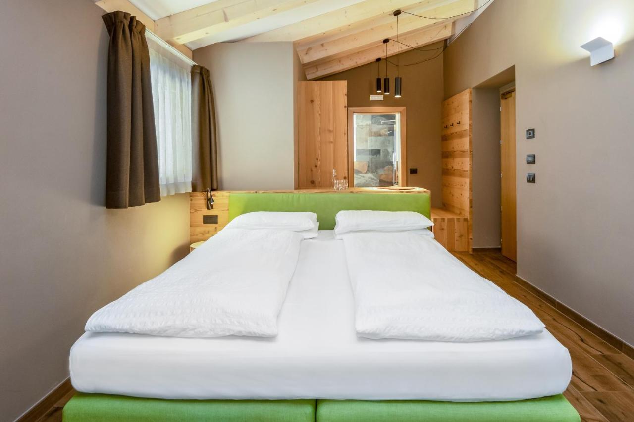 Hotel Vittoria - Ricarica L'Anima Dimaro Dış mekan fotoğraf