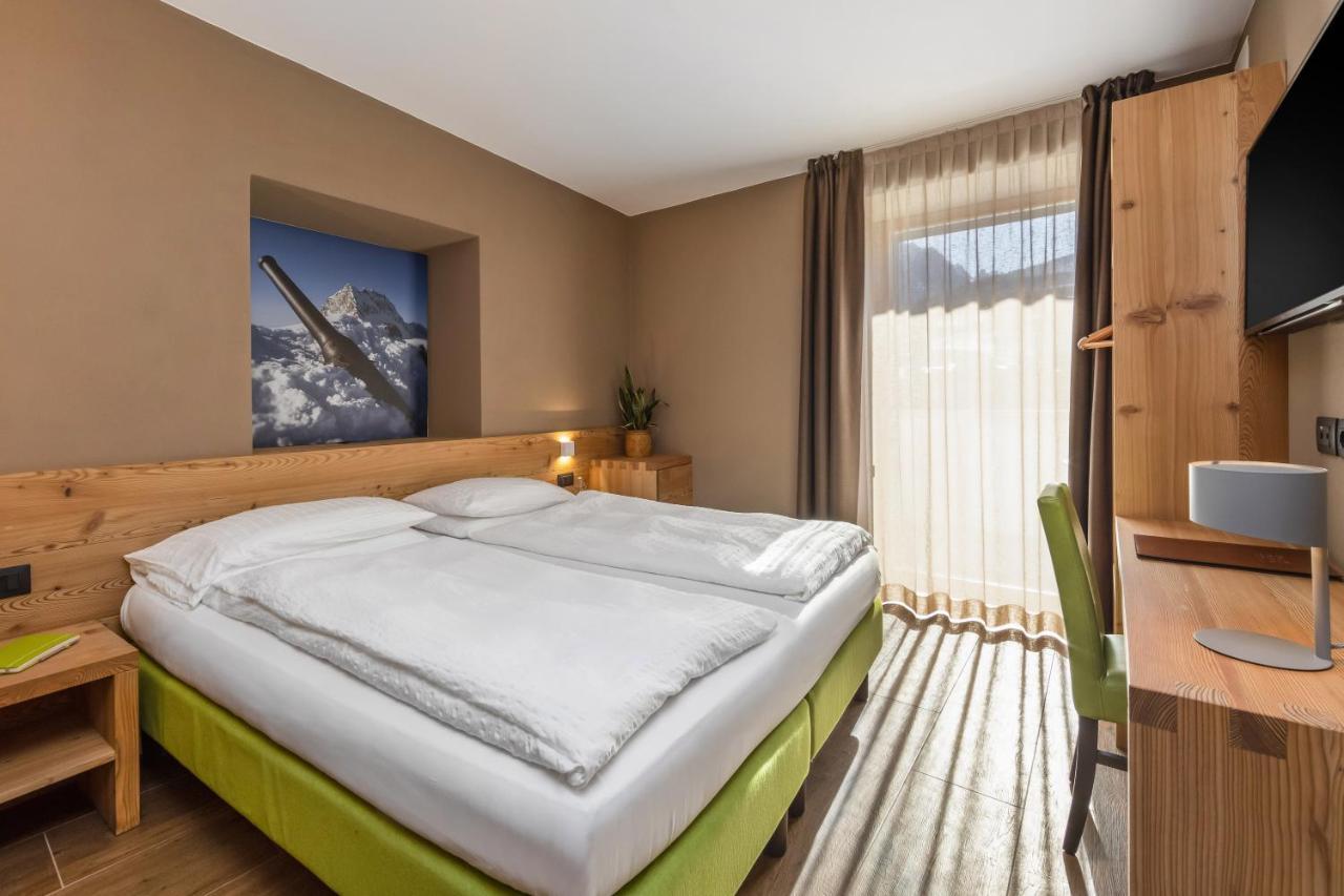 Hotel Vittoria - Ricarica L'Anima Dimaro Dış mekan fotoğraf